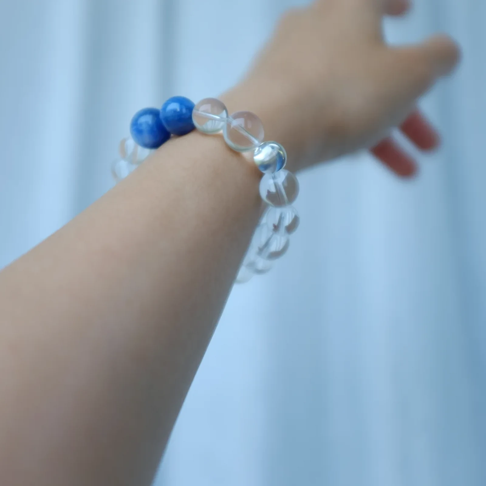 YIS-09 Ice Light I Bracelet atmosphere image