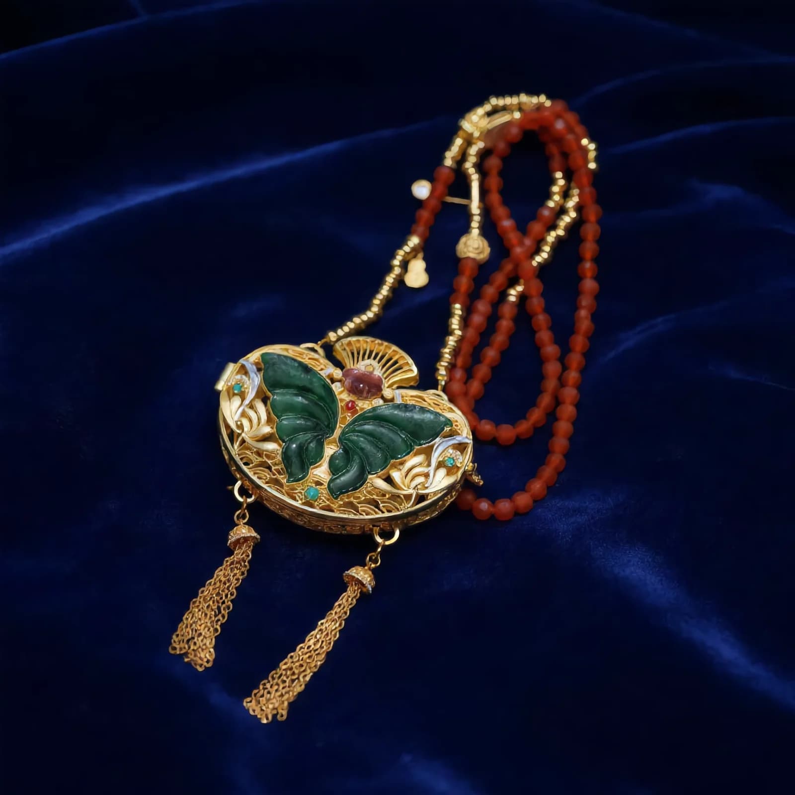 Jade Mother-of-Pearl Pendant