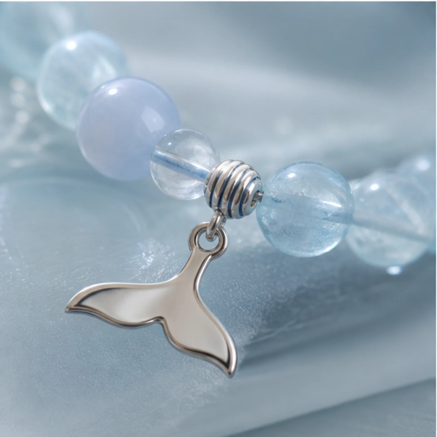Yis-02 Azure Coast Calm Wisdom Bracelet standard close-up image