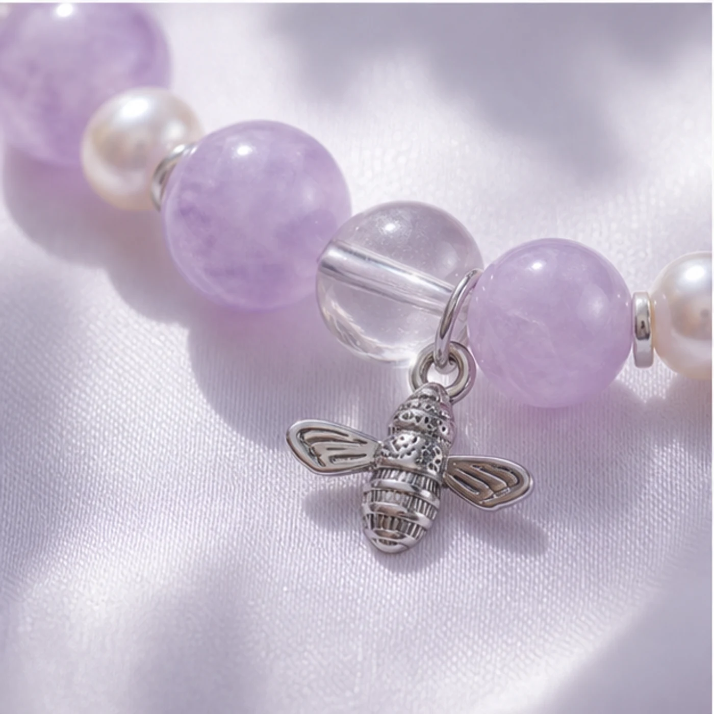 Yis-06 Lavender Summer Tender Bracelet standard close-up image