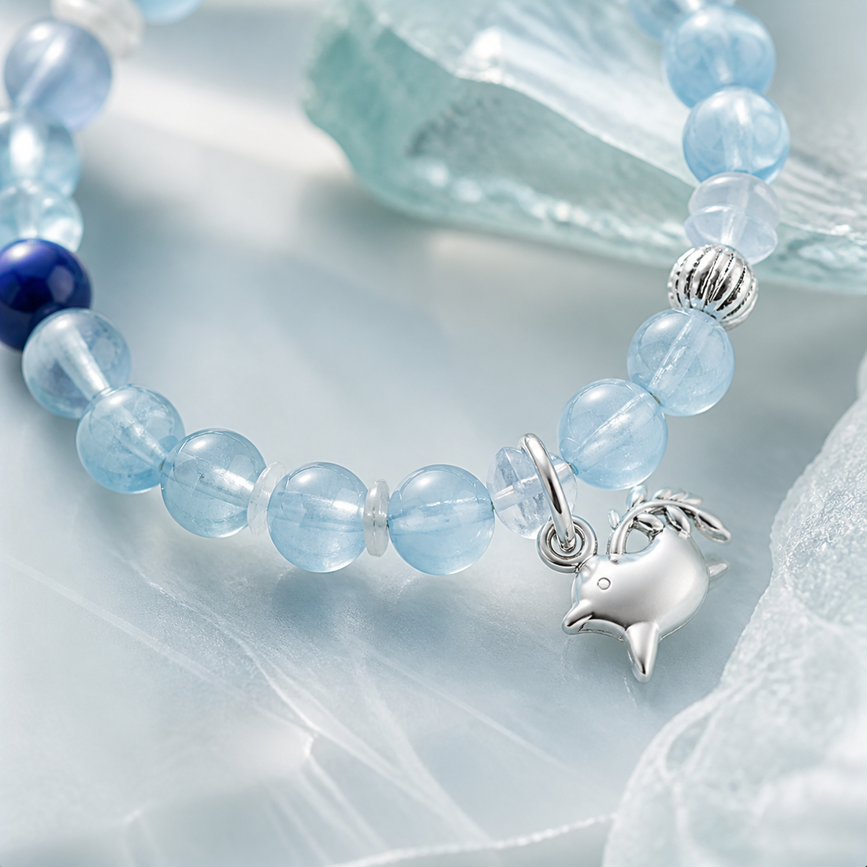 Yis-01 Azure Coast Free Breath Bracelet standard close-up image